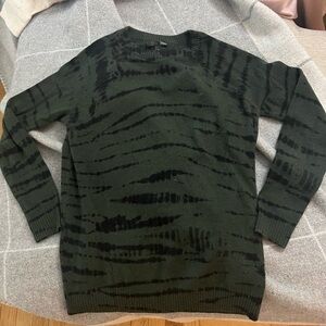 VINTAGE RARE Aqua Bloomingdale’s Cashmere Dark Green and Navy Sweater